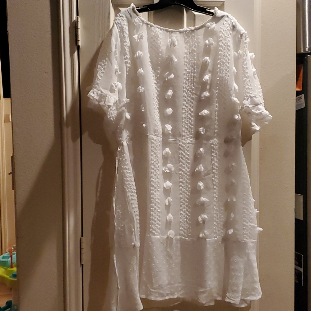 New without tags womens 1X white dress